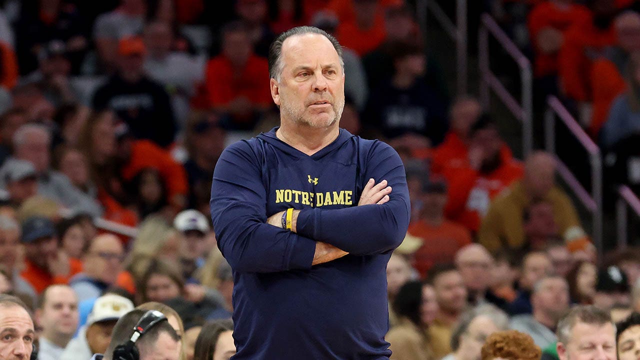 Notre Dame men’s basketball coach Mike Brey to step away at season’s end