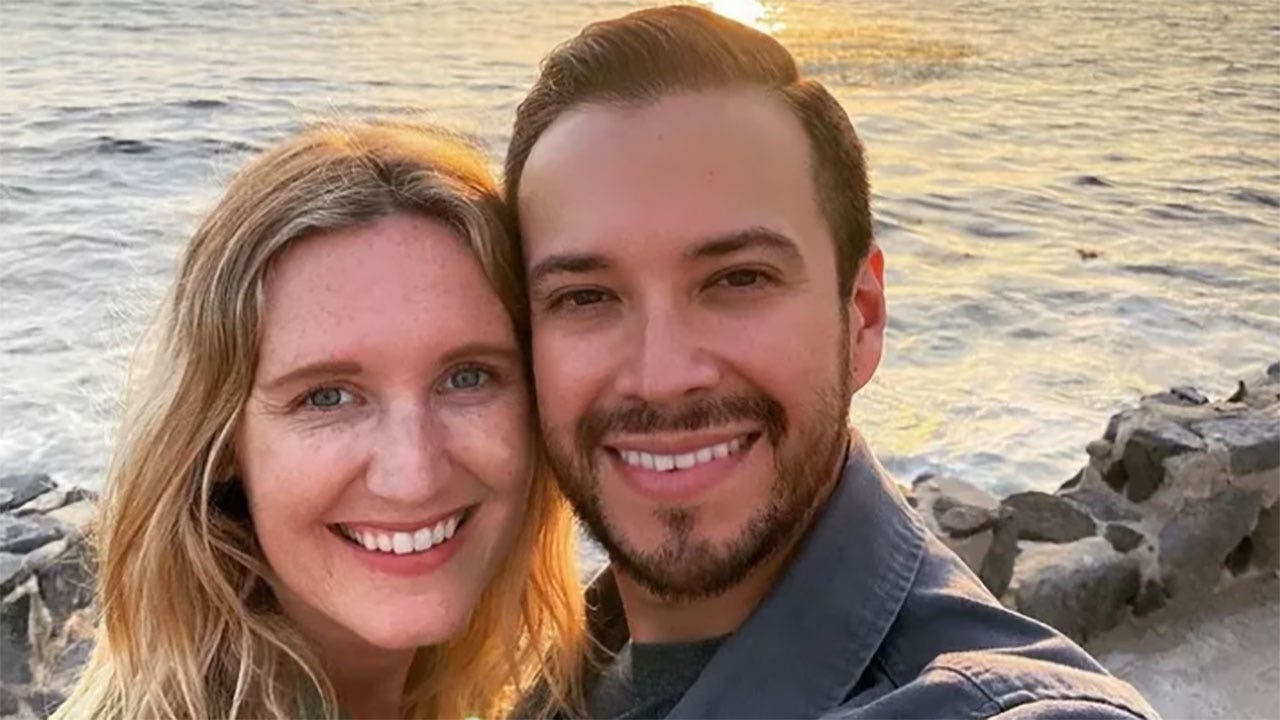 California public defender mysteriously dies in Mexico on 1-year wedding anniversary: reports