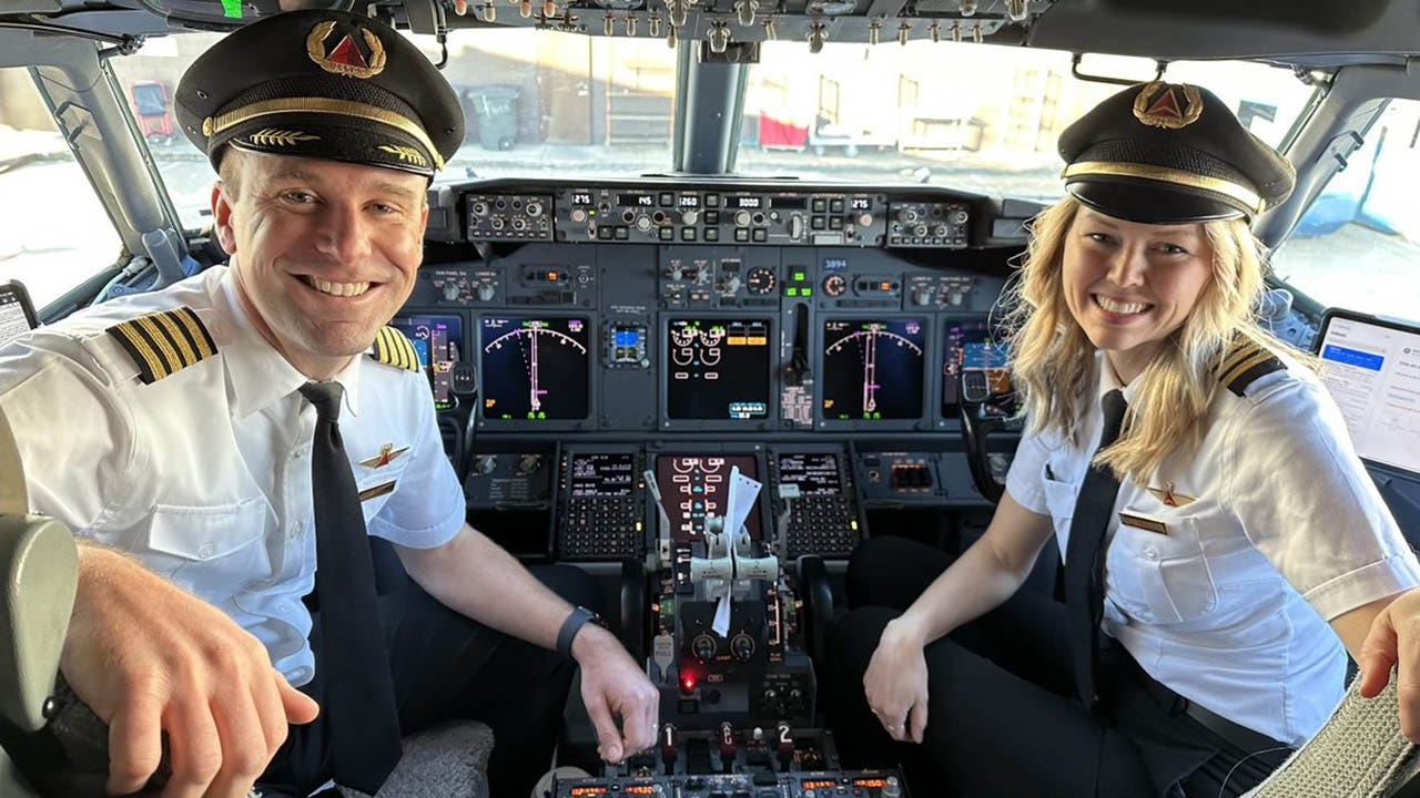 Married Delta pilots share the secrets of working together well, plus tips for travel with a partner