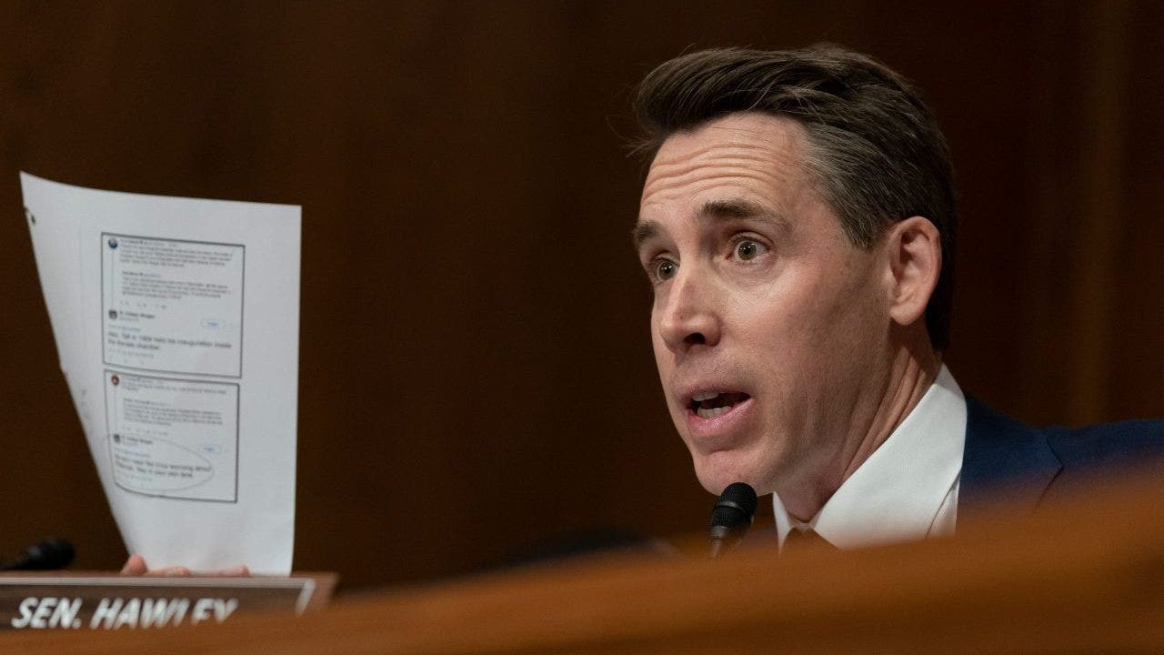 Sen. Hawley slams Biden nominee for ‘stonewalling’ on past tweets: ‘This is unbelievable’