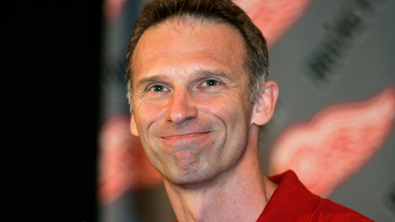 NHL legend Dominik Hasek slams league for allowing Alex Ovechkin’s son to skate at All-Star event