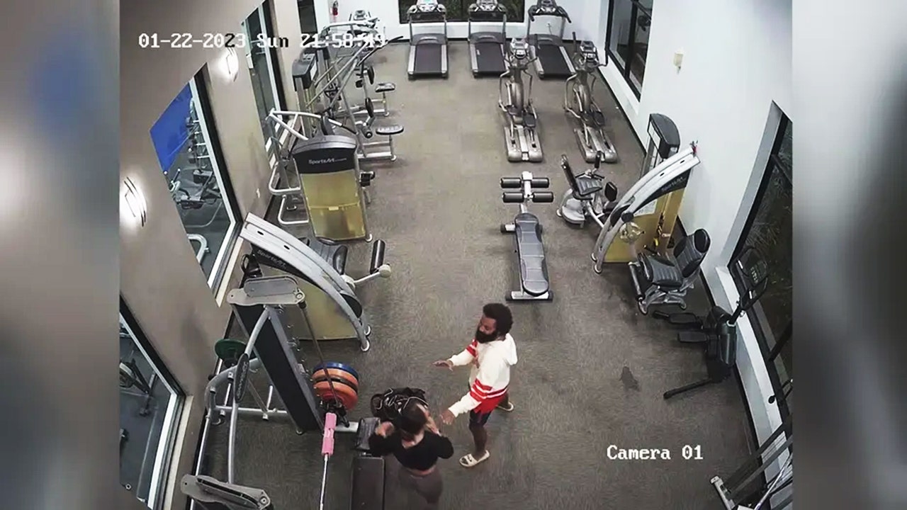 Woman fights off attacker in the gym, tells others to 'always be cautious' and 'always fight back'