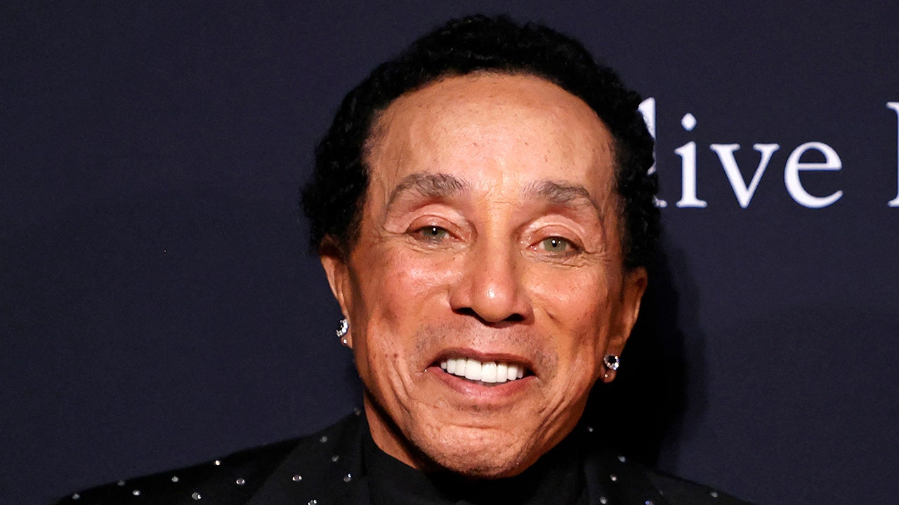 Smokey Robinson talks retirement 'I tried that once and it didn't work