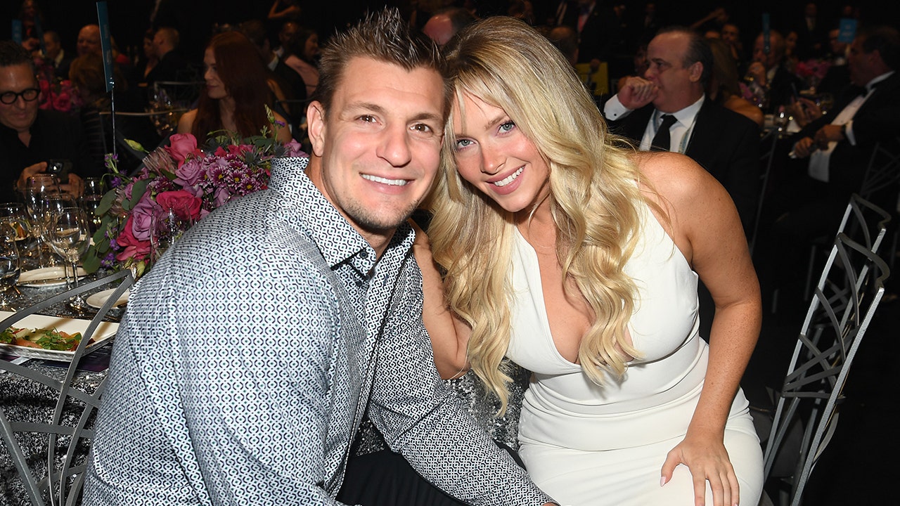 Rob Gronkowski Reveals Romantic Valentines Day Plans With Camille Kostek