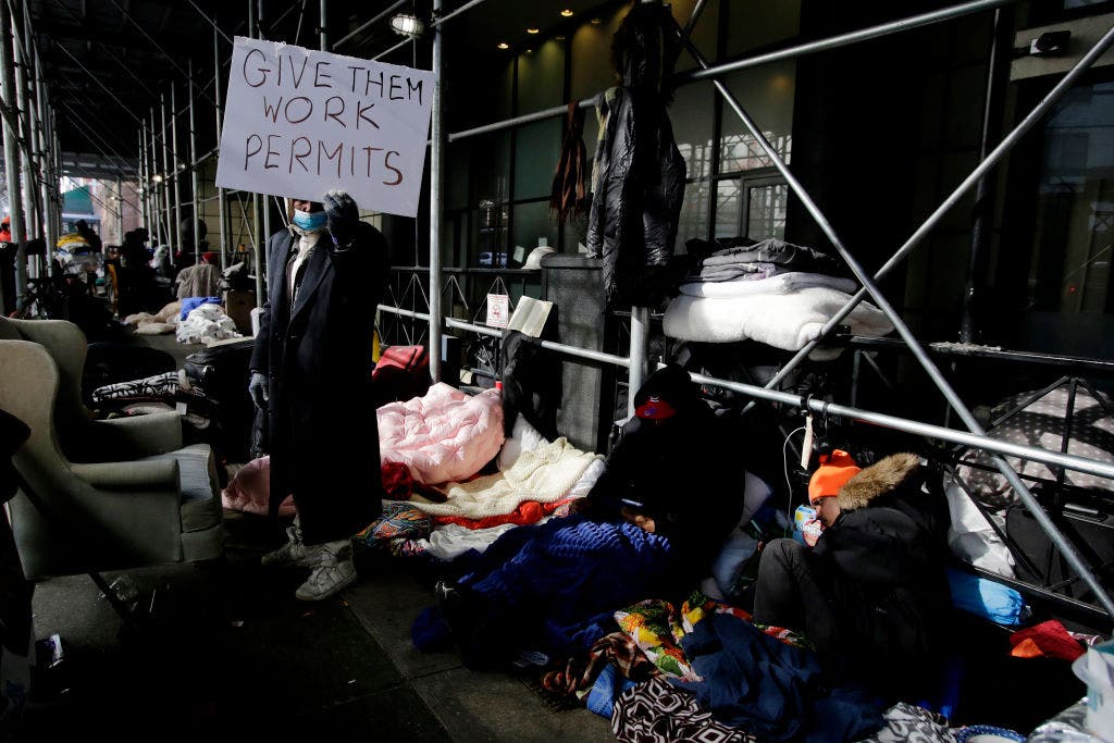 NYPD clears out group of migrant 'single men' refusing eviction from ritzy Manhattan hotel