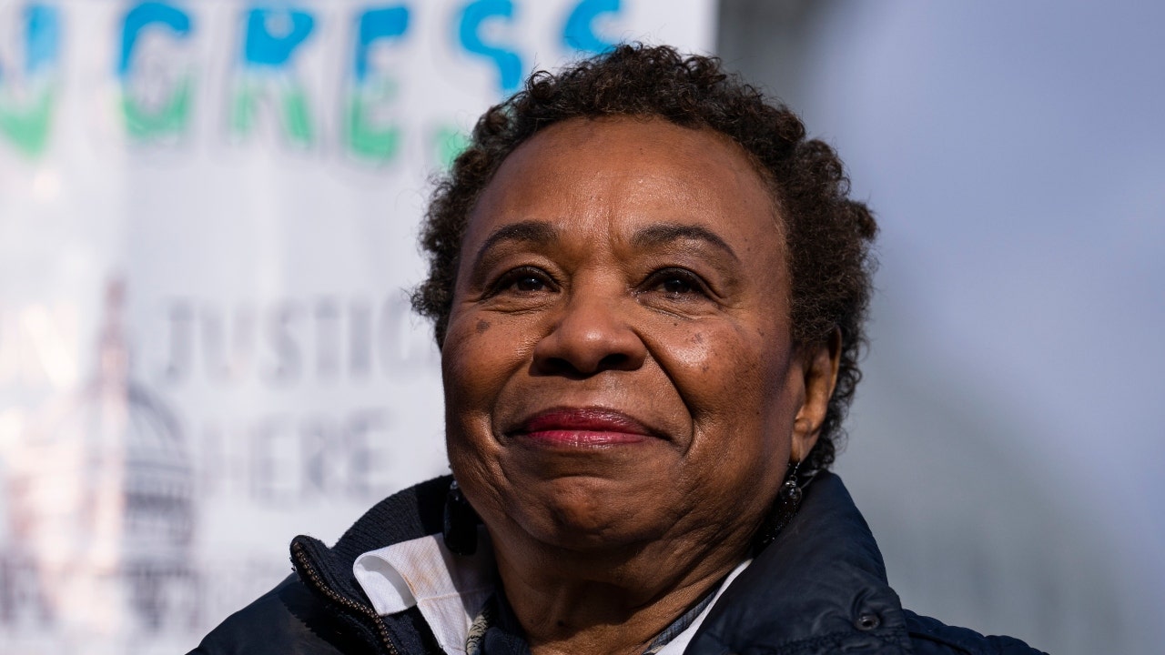Rep. Barbara Lee files to enter race for Feinstein’s seat