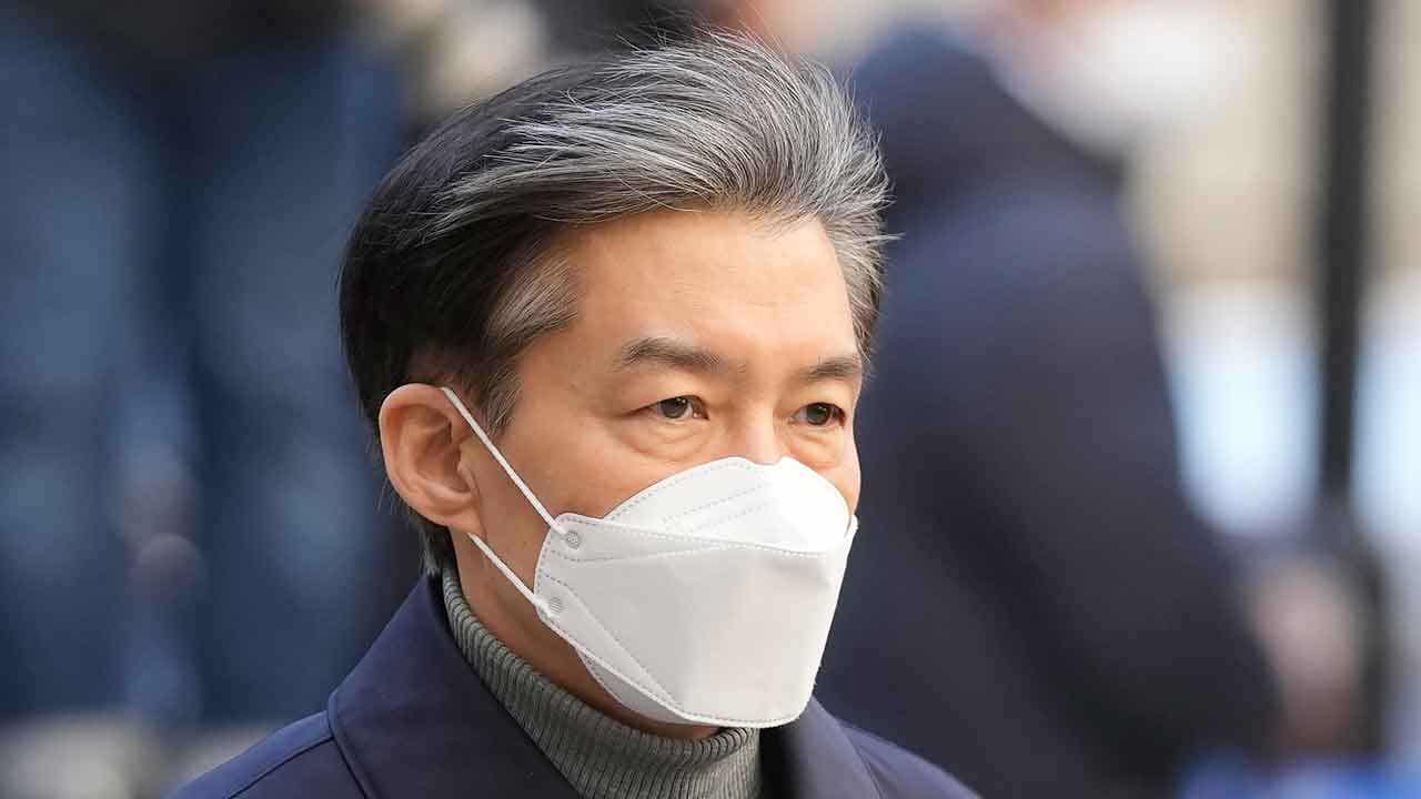 South Korean Court Sentences Former Justice Minister To 2 Years For ...