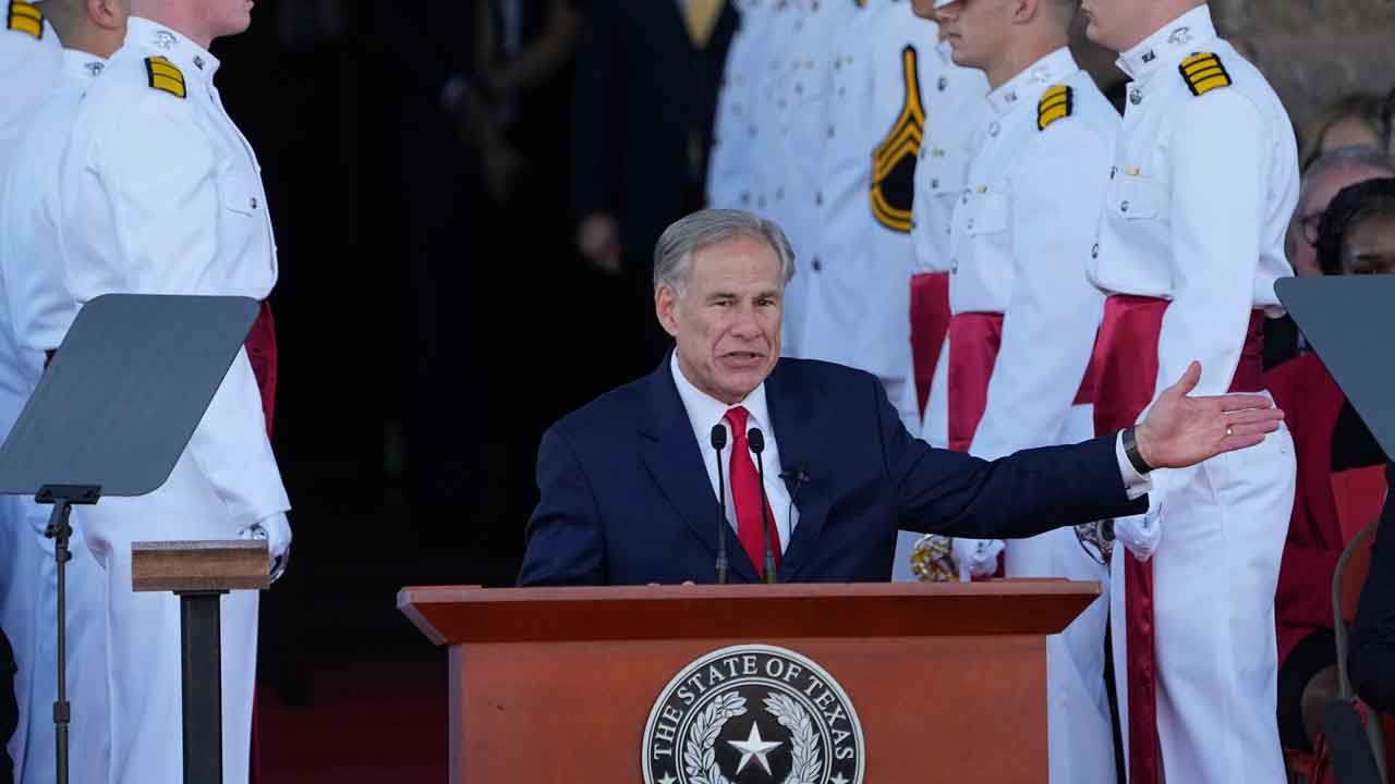 Texas Gov. Greg Abbott highlights immigration measures, state's economy in primetime address