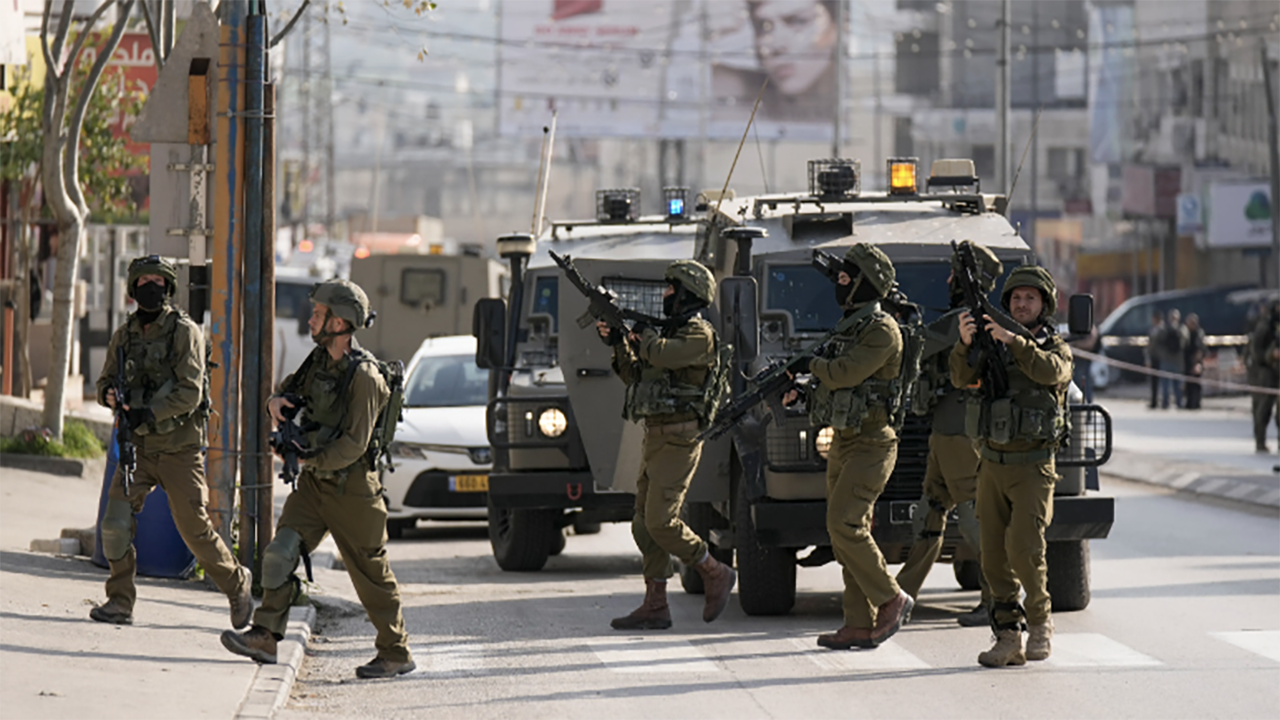 Palestinian gunman shoots and kills two Israeli brothers in West Bank