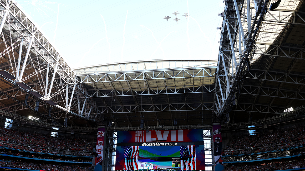 Super Bowl 2023: Flyover before Eagles-Chiefs game to be piloted by  all-female crew for first time ever 