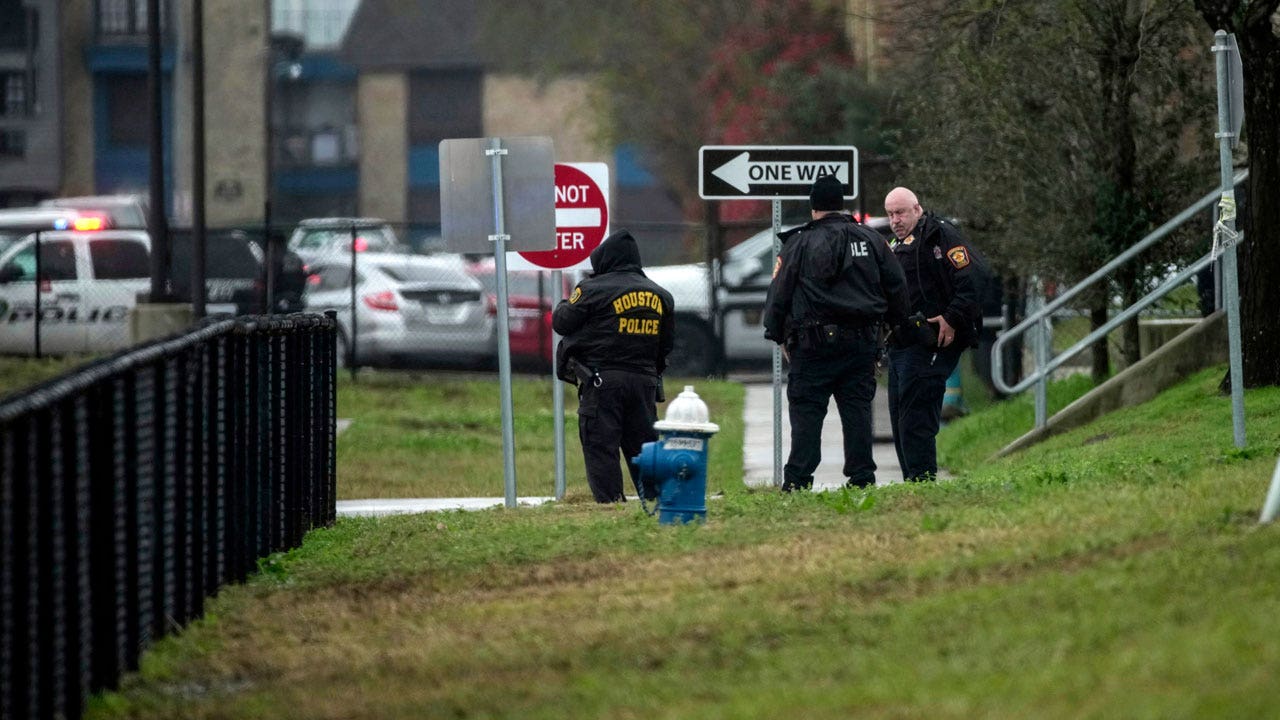 Texas teen involved in shootout arrested, hiding from police in high school