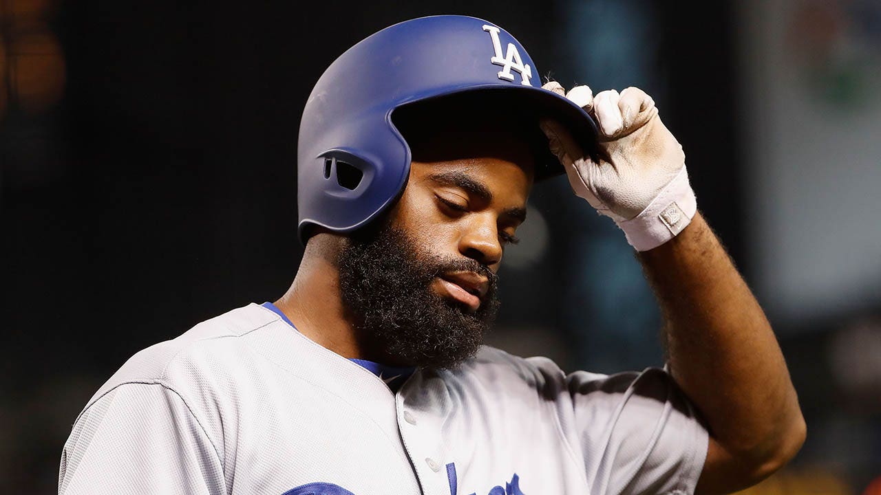 Los Angeles Dodgers Re-sign Player FIVE YEARS After He Last Played So He  Could Receive Health Insurance After Being Diagnosed With Schizophrenia