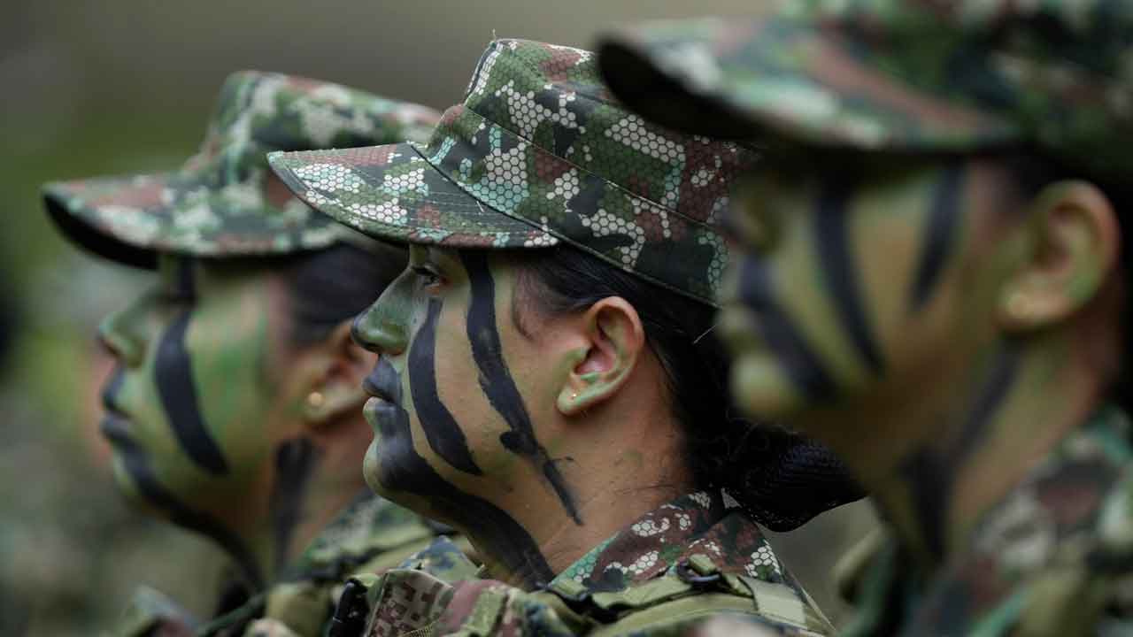 Colombia's army recruits women for first time in over 2 decades