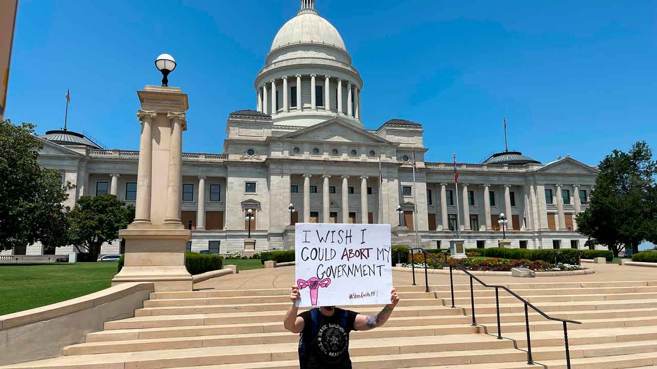 Arkansas abortion monument approved by state House, must be approved by Gov. Sanders