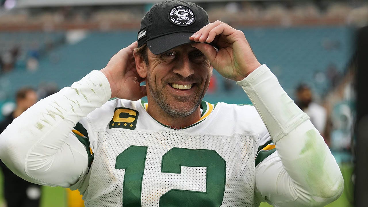 REPORT: Jets' Aaron Rodgers trade with Packers is 'done'