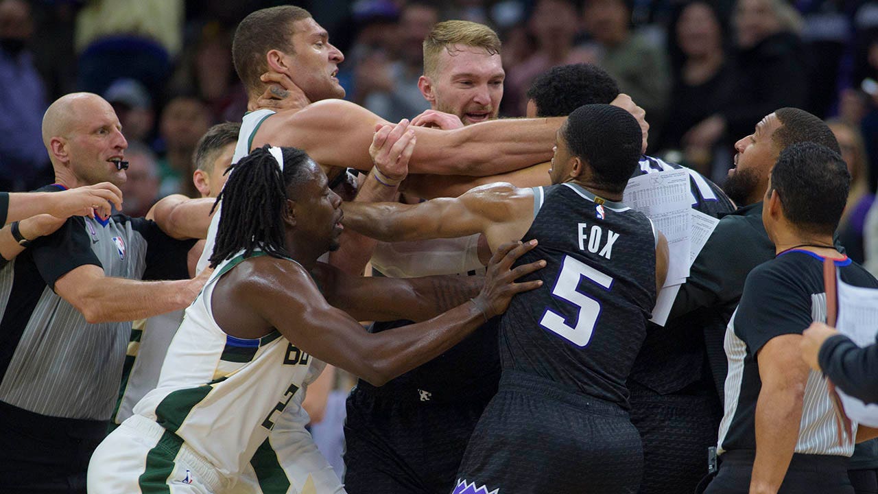 Bucks’ Brook Lopez, Kings’ Trey Lyles get into wrestling match at conclusion of their sport, the two ejected