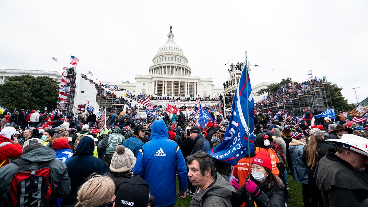 Supreme Court to review obstruction law used against January 6 rioters that  could impact the case against Trump