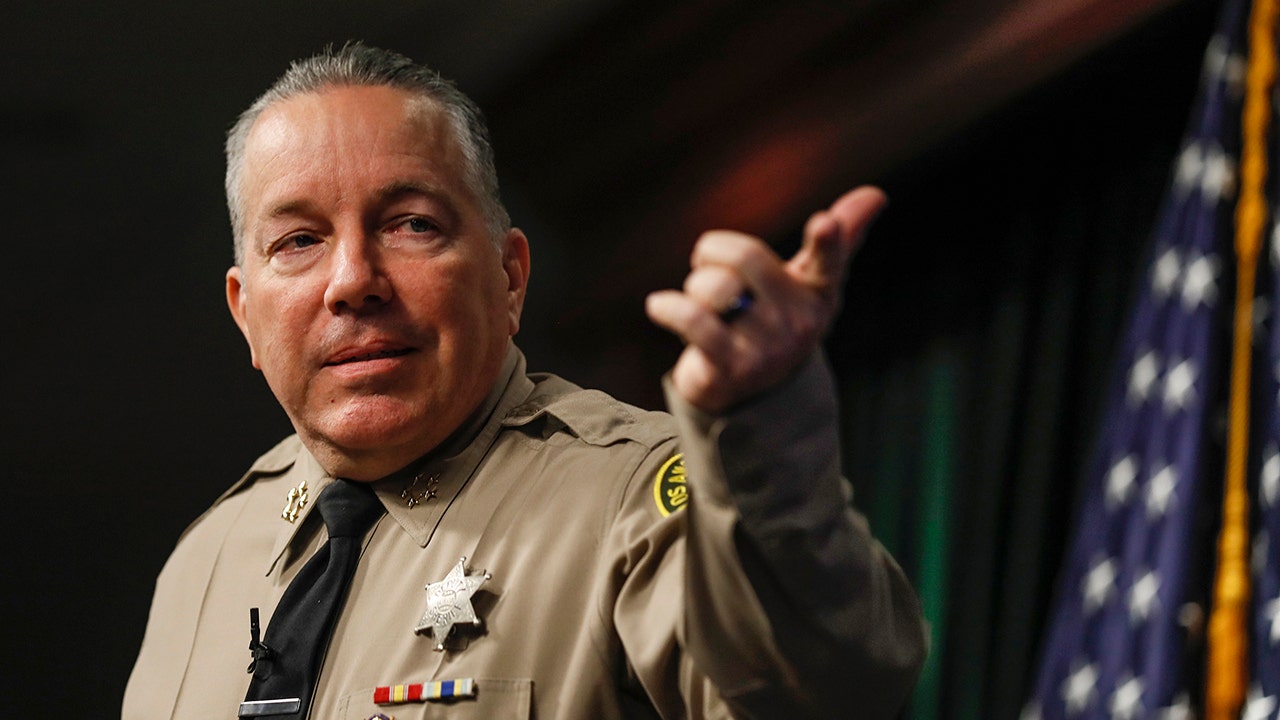 Ex-Los Angeles Sheriff Alex Villanueva torches oversight report on alleged 'deputy gangs': 'Political hit job'