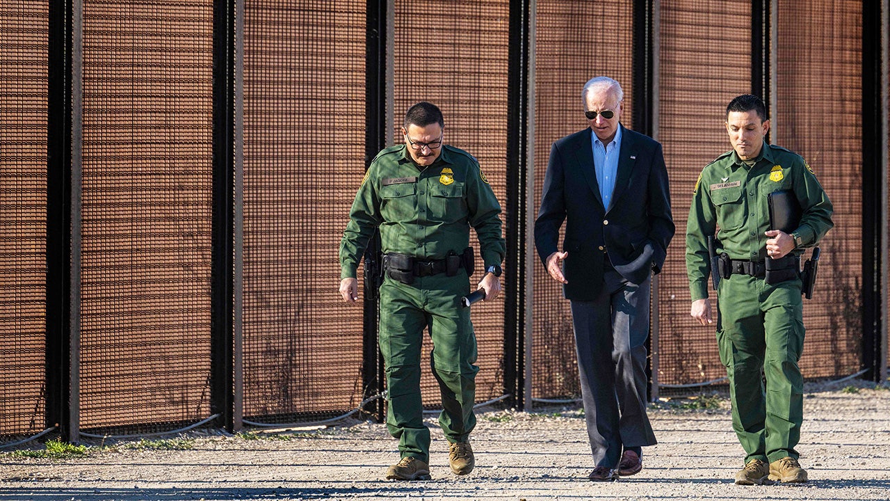 Biden admin weighs revival of policy to detain migrant families amid southern border crisis: reports