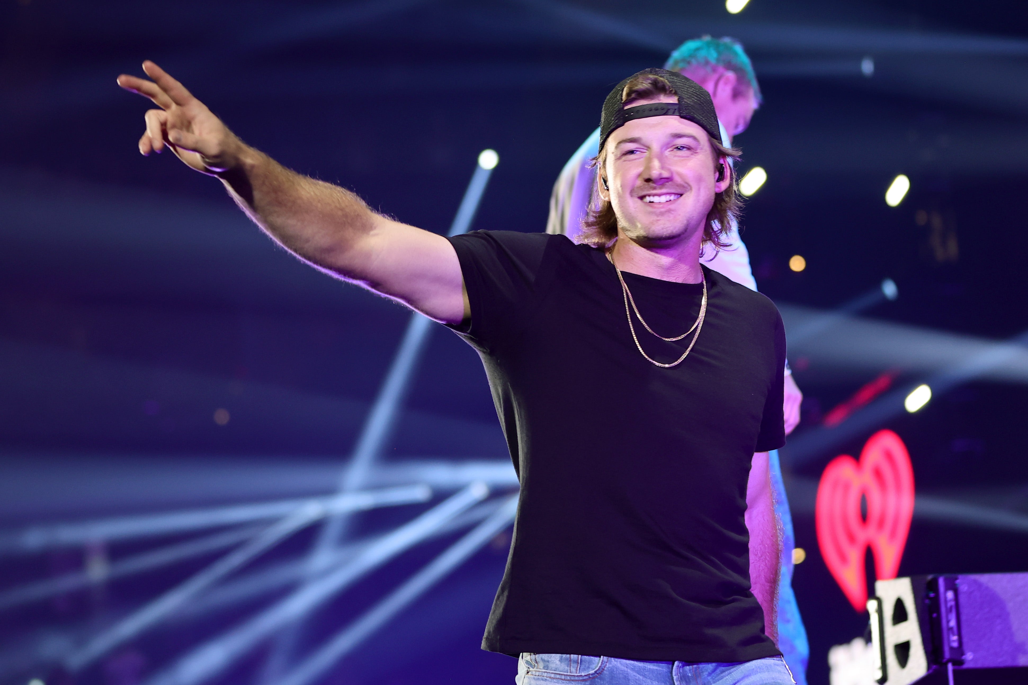 Country star Wallen stuns media with number one hit 2 years
