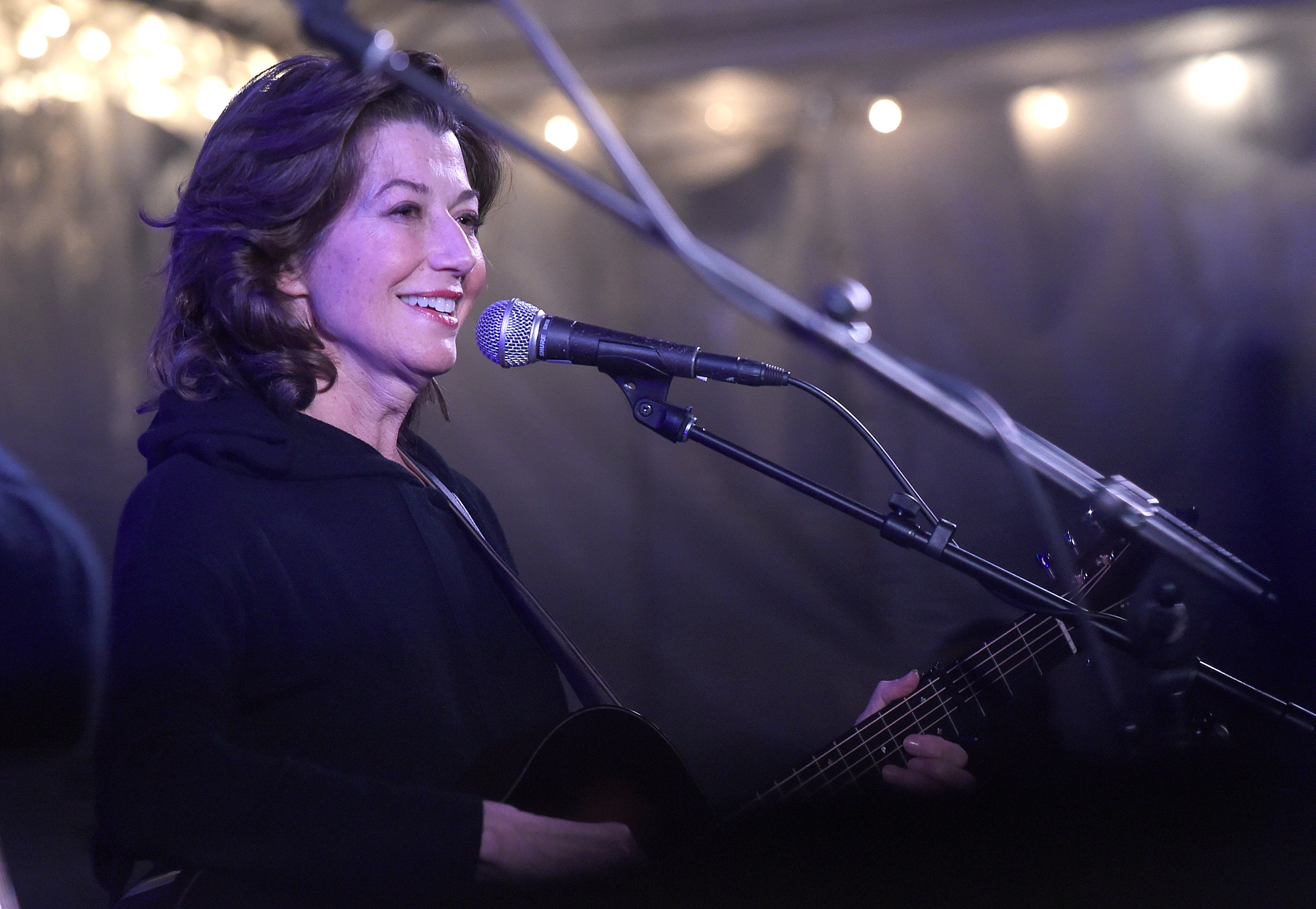 Amy Grant Leaned On Faith After Heart Surgery Brain Injury To Create