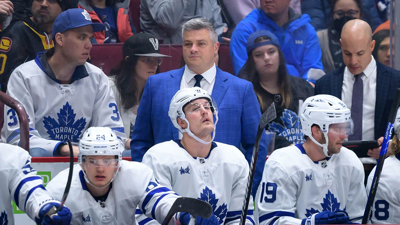 Young Canucks fan savagely trolls Maple Leafs over historic Stanley Cup drought