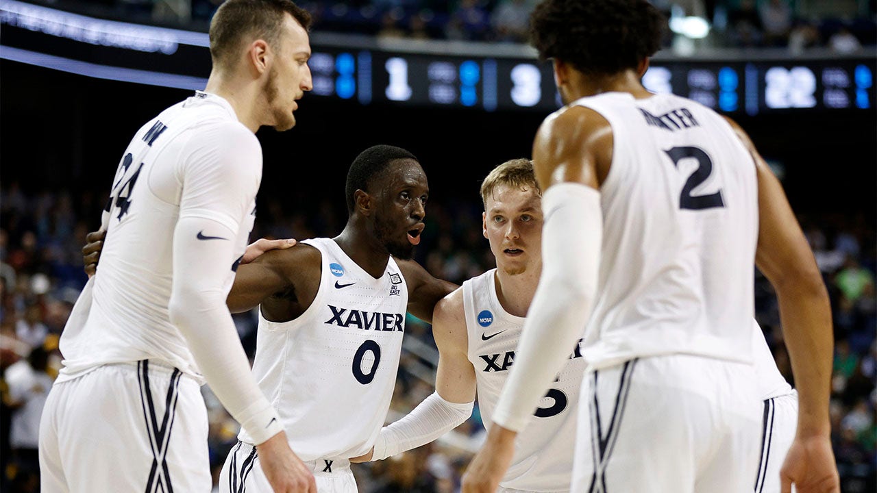 Xavier teammates get into on-court shouting match during comeback win over Kennesaw State in NCAA Tournament