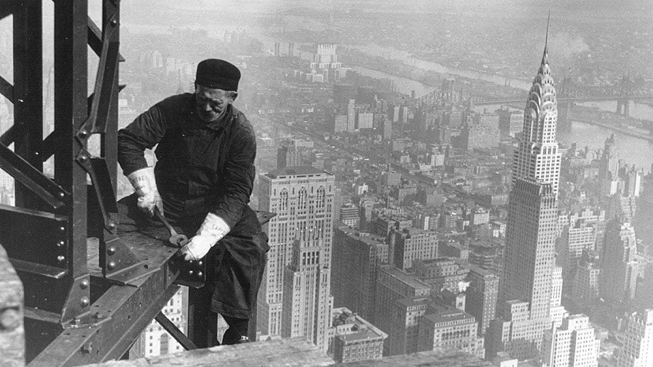 On this day in history, May 1, 1931, Empire State Building opens during Great Depression