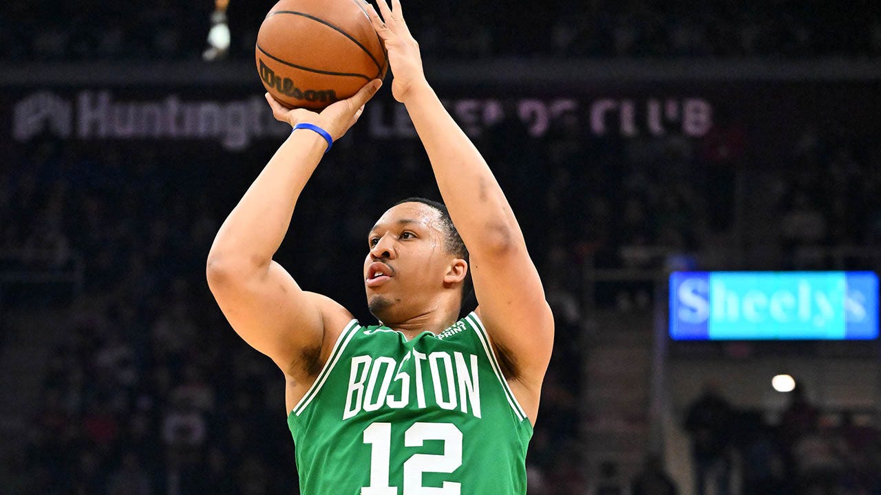 Celtics forward Grant Williams’ trash talk epically fails as he misses clutch free throws in Boston’s loss