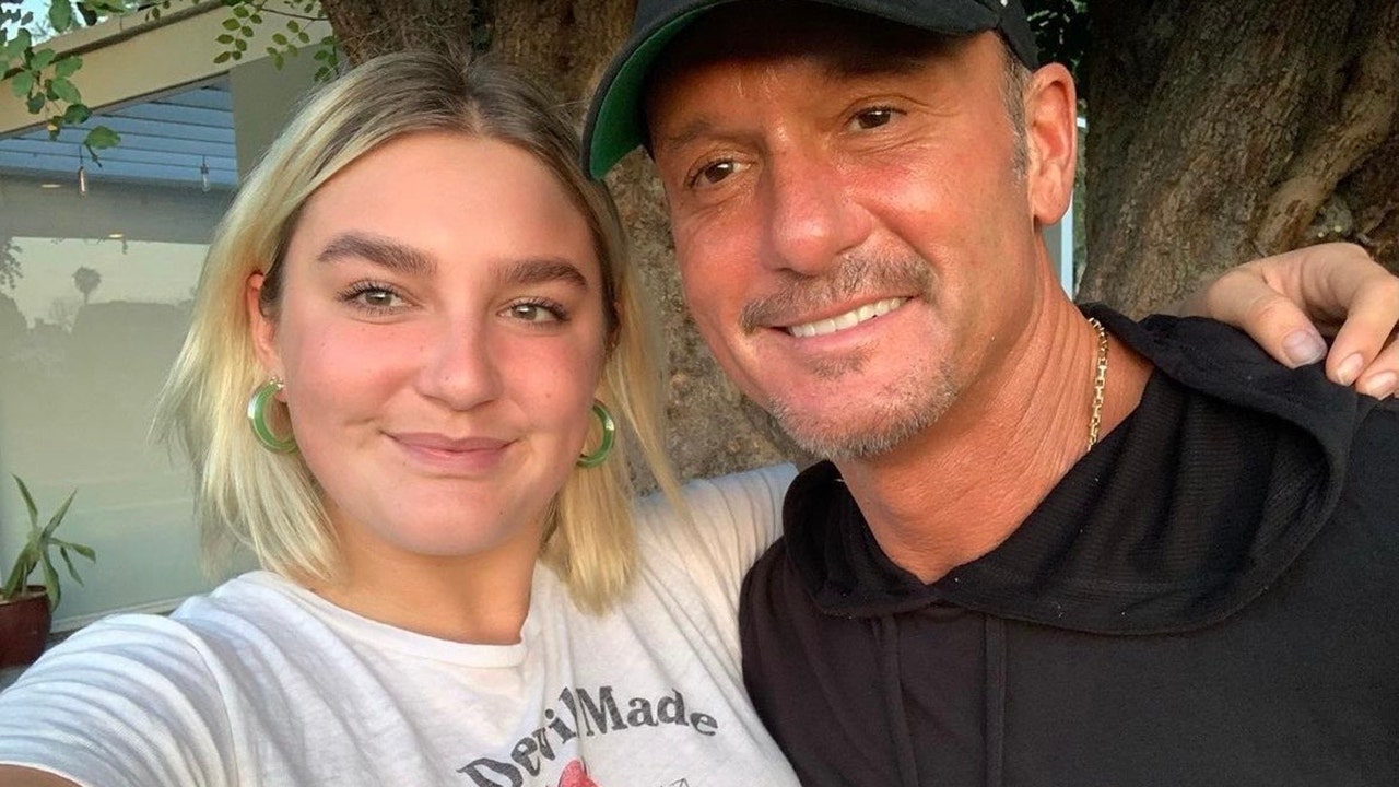 Tim McGraw 'lost it' moving daughter across country: 'I was crying the whole time'