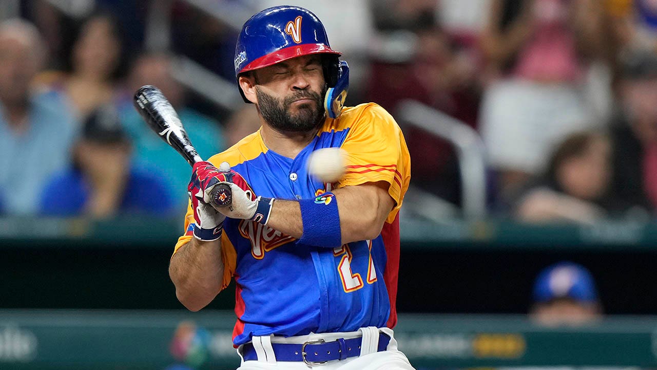 Astros' Jose Altuve gets hit by pitch during World Baseball