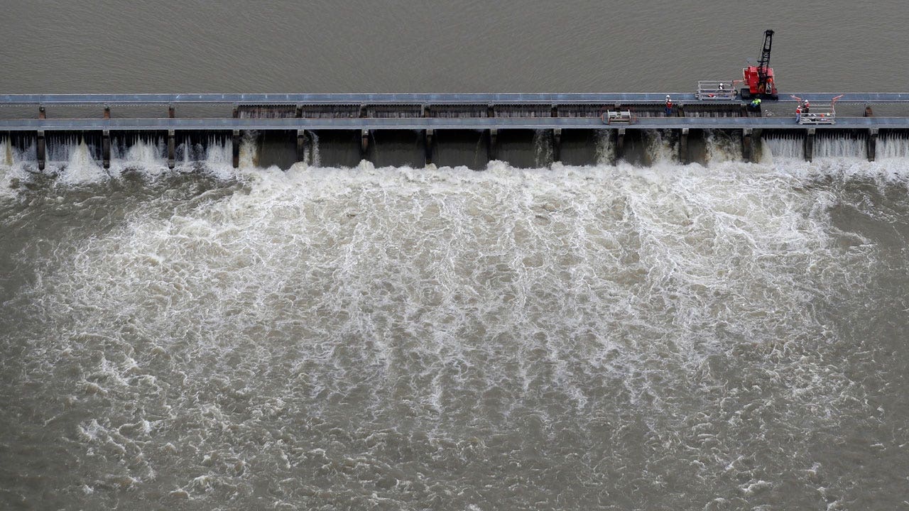 US Corps of Engineers appeals ruling on spillway openings US Corps of Engineers appeals ruling on spillway openings