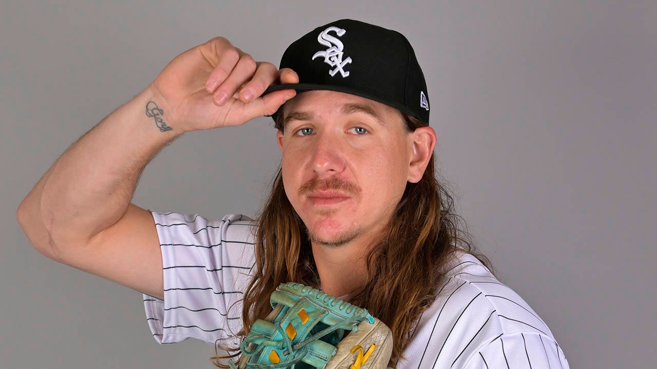 Chicago White Sox Sign Mike Clevinger