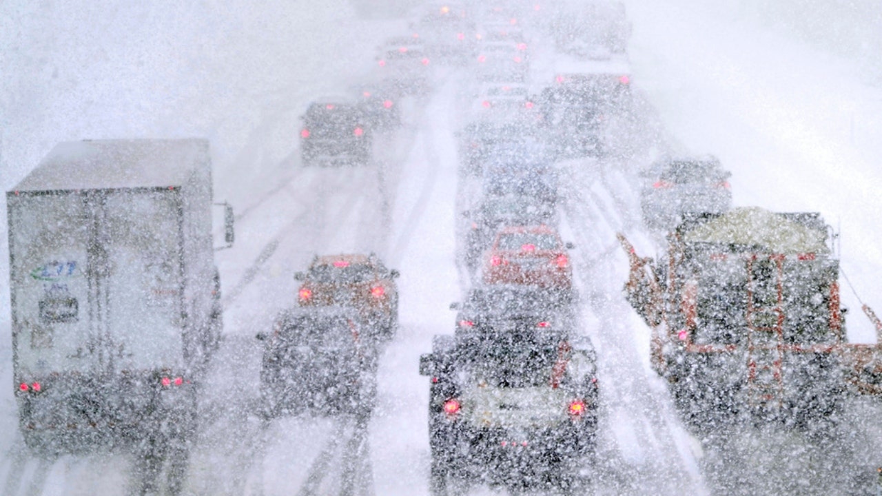 Nor'easter brings heavy snowfall to Northeast, New England with cold expected to continue