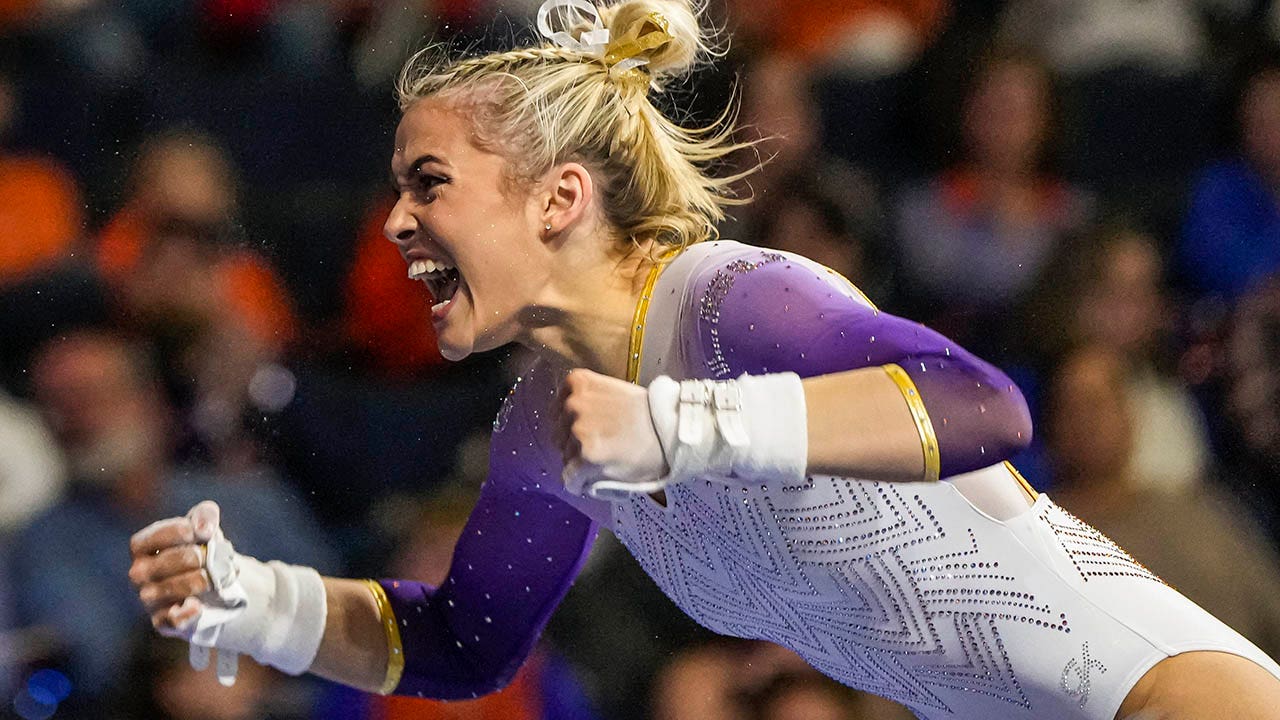 LSU's Olivia Dunne 'living the dream' as Tigers clinch berth in NCAA ...