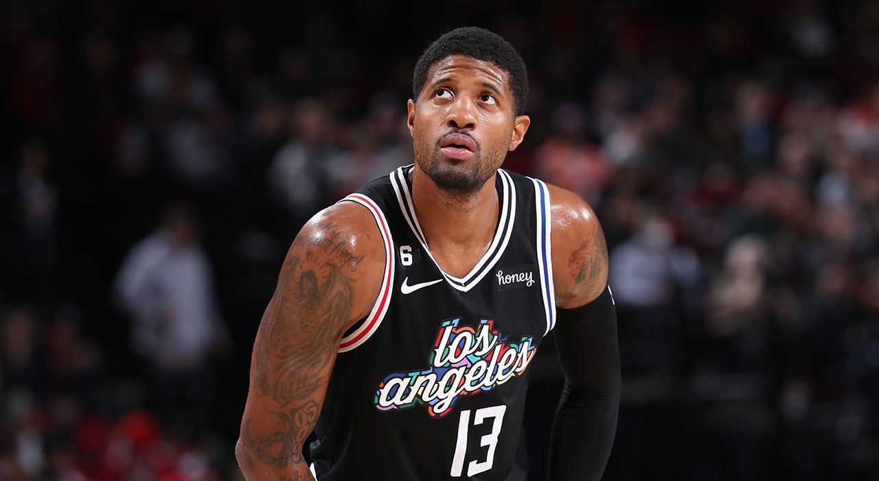 Clippers’ Paul George out weeks after brutal knee injury against Thunder: report