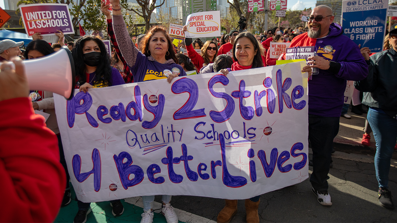 More than 500,000 students home from school on first day of Los Angeles union strike