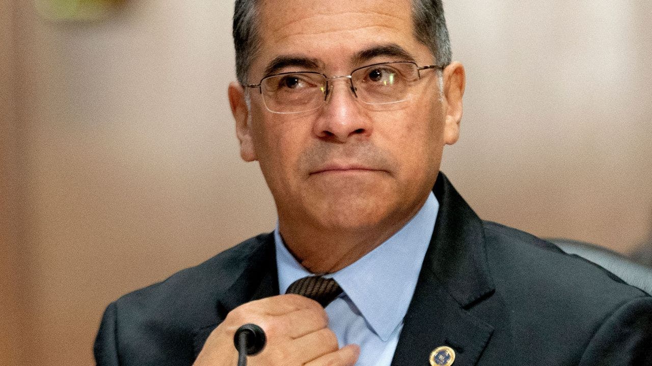 HHS boss ‘unknown’ with reports agency unable to contact 85,000 unaccompanied migrant children
