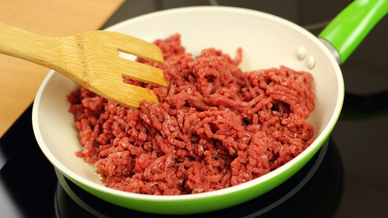 Should you wash ground beef? Expert weighs in on the viral cooking method