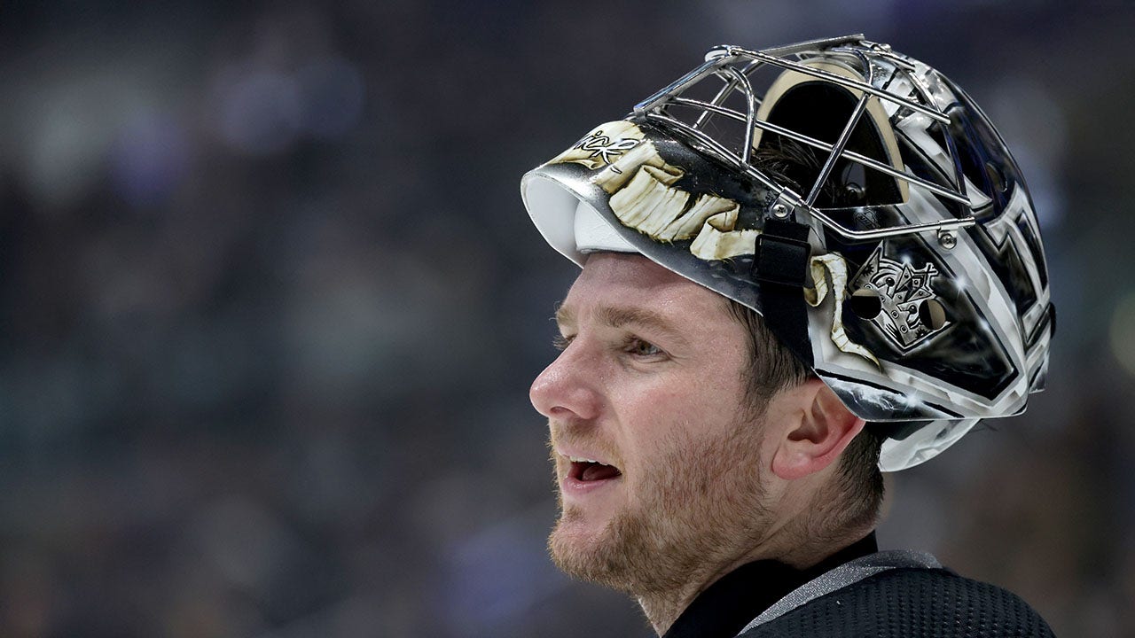 Three Goalies the Los Angeles Kings Could Try to Acquire - The