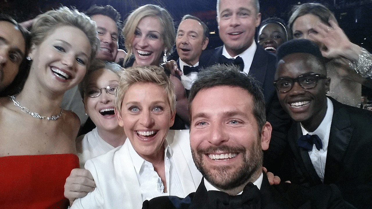 Ellen DeGeneres võõrustas 2014. aasta Oscarite jagamist, kus ta tegi suurte kuulsustega viirusliku selfie. 