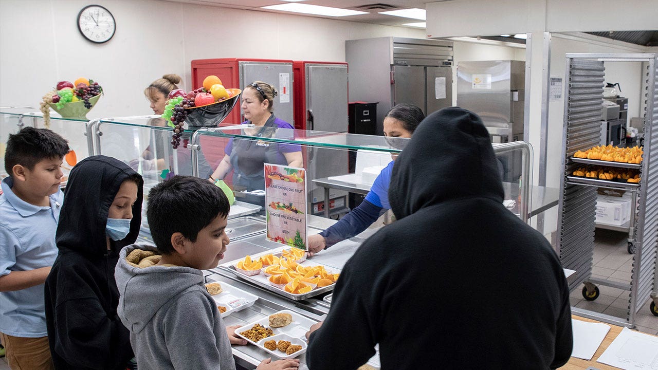 Schools say American kids are hungry as institutions face debts for unpaid meals