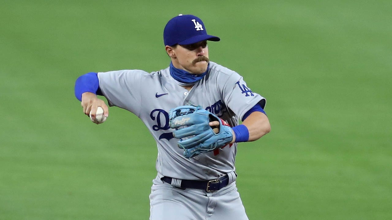 Enrique Hernandez - Los Angeles Dodgers Shortstop - ESPN