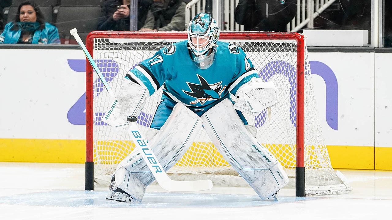 Sharks goalie opts not to wear LGBTQ-themed warmup jersey on team’s Pride Night