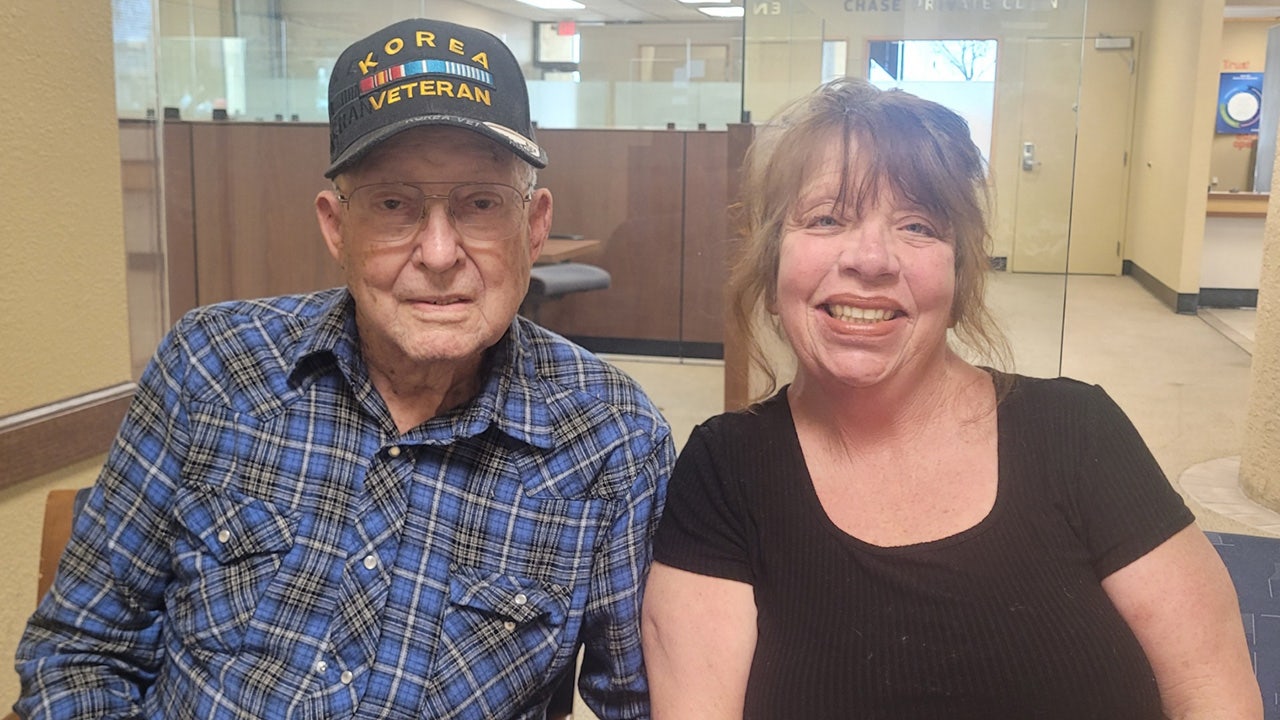 Veteran Floyd Barber of Tucson, along with his friend Sheri Acchia, made a trip to Chase Bank to deposit the money raised by the community after he was robbed on March 8. (Sheri Acchia)