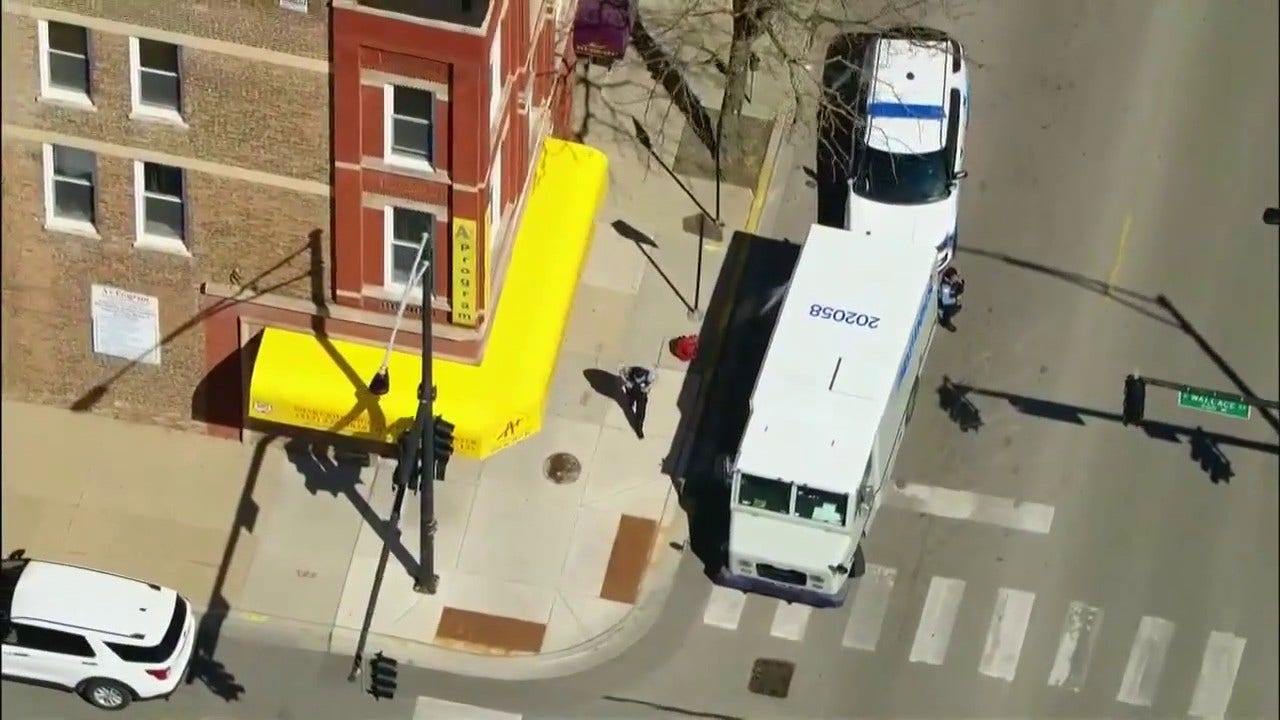 Chicago-area sees three armored truck heists on same day