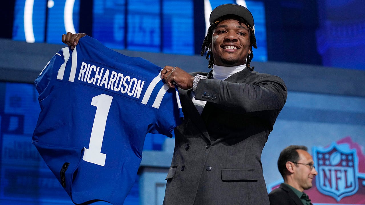 Colts' first-round pick leaves Cowboys' Micah Parsons unimpressed