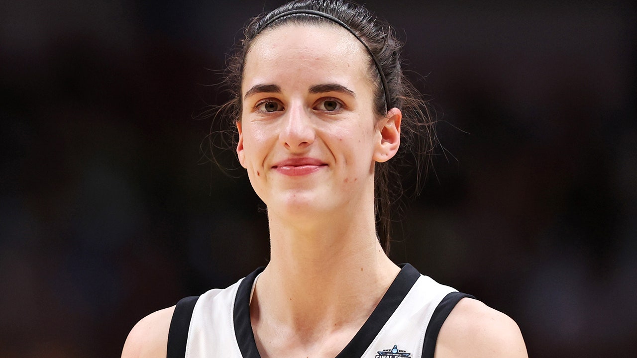 Caitlin Clark chosen No. 1 general by Indiana Fever in 2024 WNBA Draft