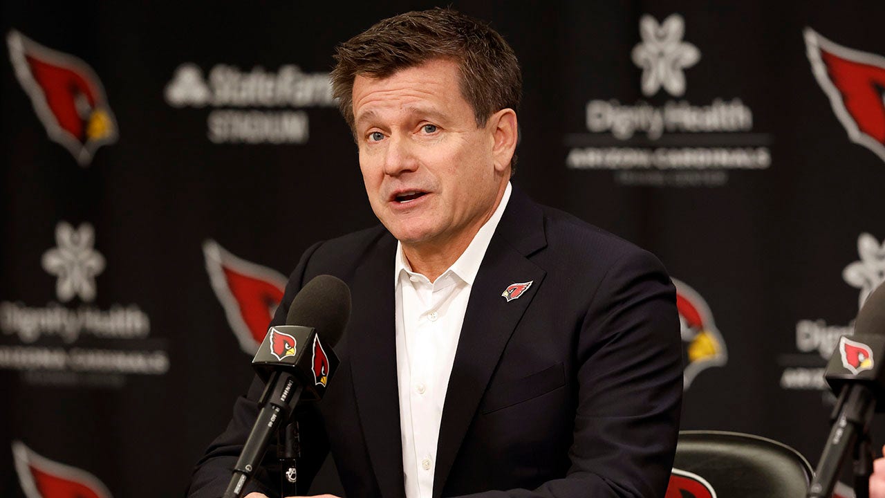 Former Cardinals executive accuses owner Michael Bidwill of cheating and discrimination: report