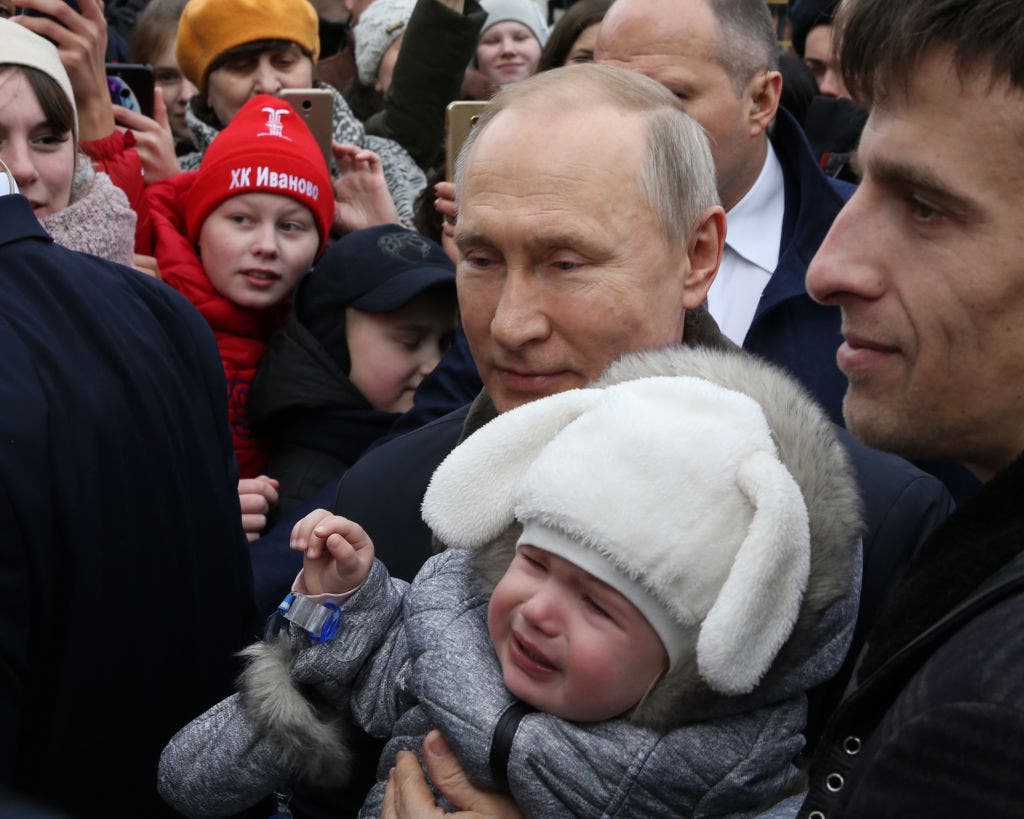 Russia sees historic population drop spurring demographic crisis amid war in Ukraine
